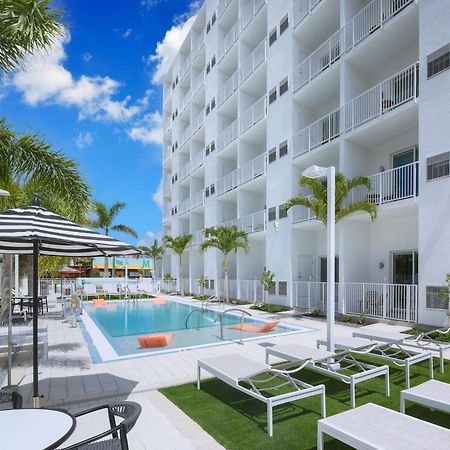 Mint House St. Petersburg - Downtown Aparthotel Bagian luar foto