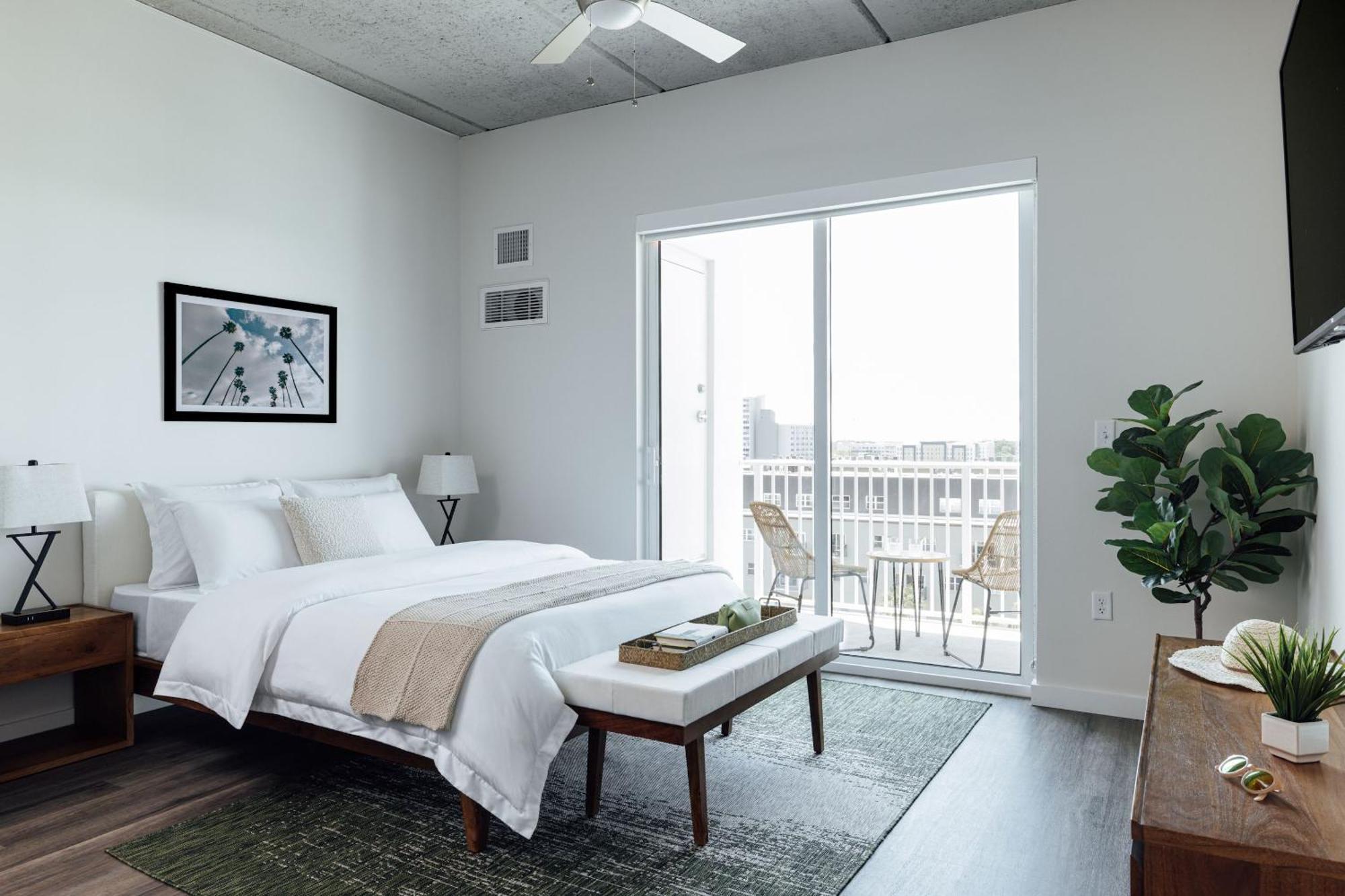 Mint House St. Petersburg - Downtown Aparthotel Bagian luar foto